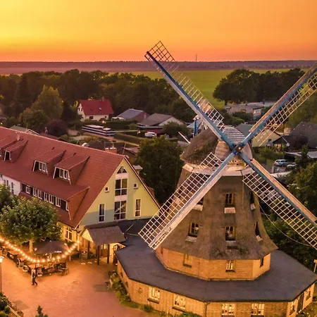 Lewitz Muehle فندق 3*