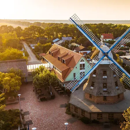 Lewitz Muehle فندق 3*